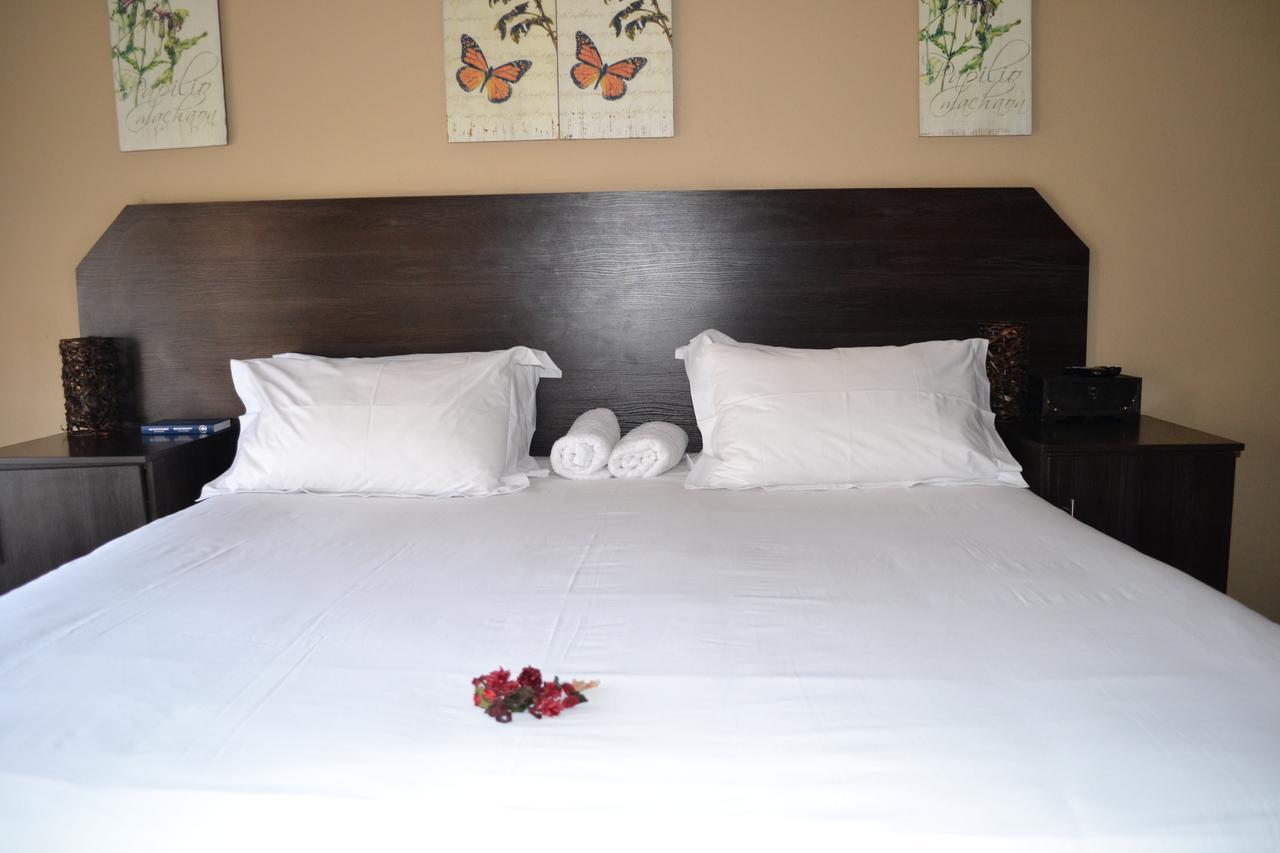 Oasis Of Life Guest House Witbank Ngoại thất bức ảnh